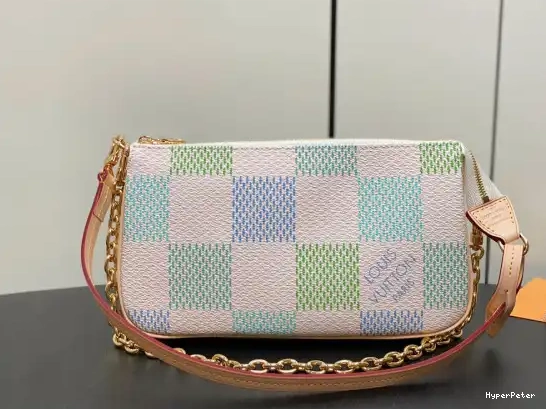 VUITTON Pochette Accessoires-23.5*13.5*4CM LOUIS 0515